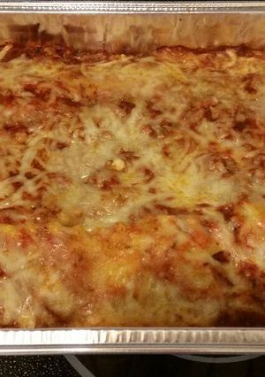 A picture of Mom's Baked Lasagna.
