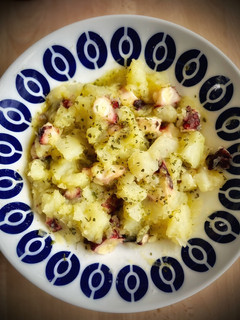 Una foto de Ensalada de pulpo y patata