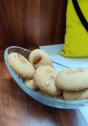 A picture of Khasta Nan khatai.