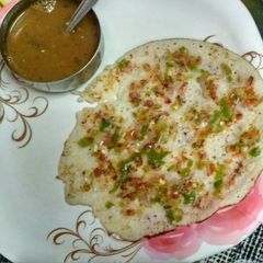 A picture of Uttapam.