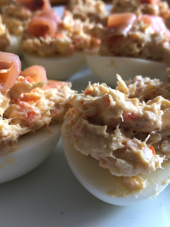 Una foto de Huevos rellenos