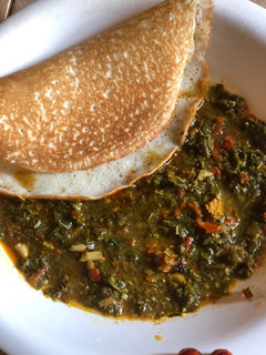A picture of Sinasir and vegetable soup.