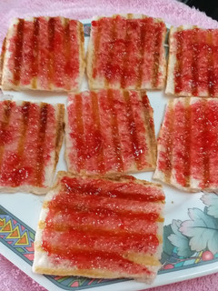 A picture of Grilled Jam Bread.