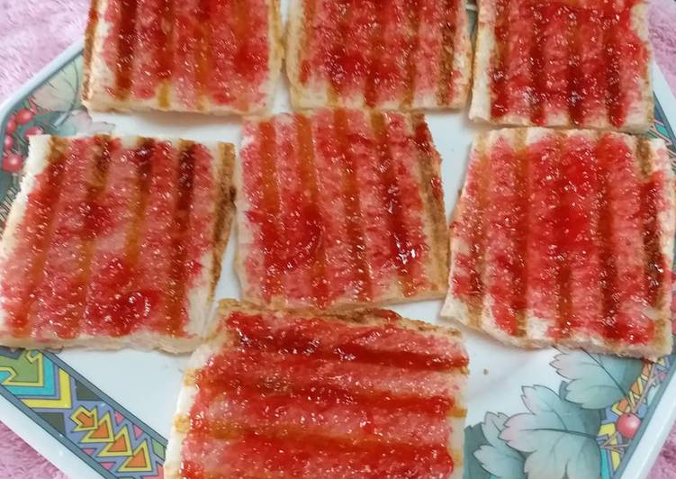 Step-by-Step Guide to Cook Super Quick Grilled Jam Bread