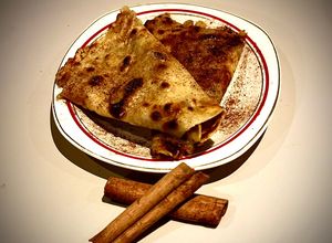 Una foto de Crepes (panqueques pañuelito de manzana para diabéticos)