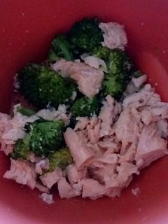 Una foto de Ensalada de salmón y brócoli
