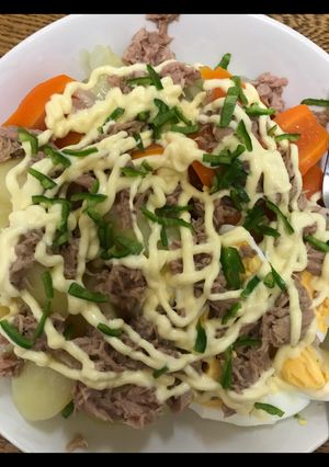 A picture of Tuna Salad.