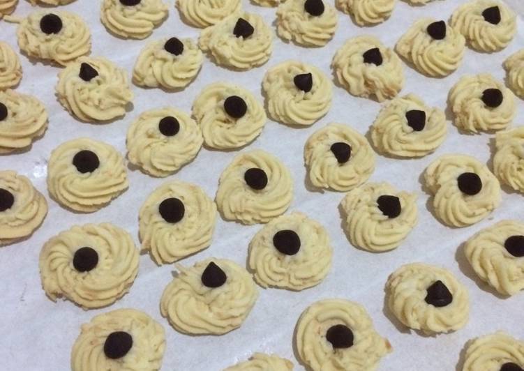 Kue sagu keju chocochip