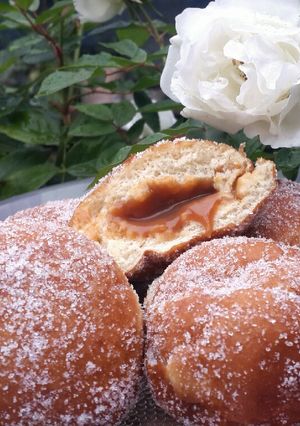 Una foto de Bolitas De Fraile/Berlinesas rellenas!! Súper esponjosas 😄