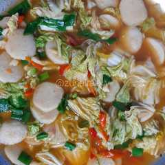 Sawi Putih Kuah Pedas রেসিপির প্রধান ছবি