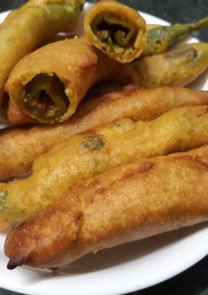 A picture of Mirchi Pakora.
