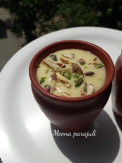 मैंगो लस्सी (Mango Lassi recipe in hindi) रेसिपी मुख्य फोटो