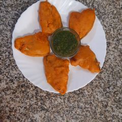 A picture of Brinjal Fritters.