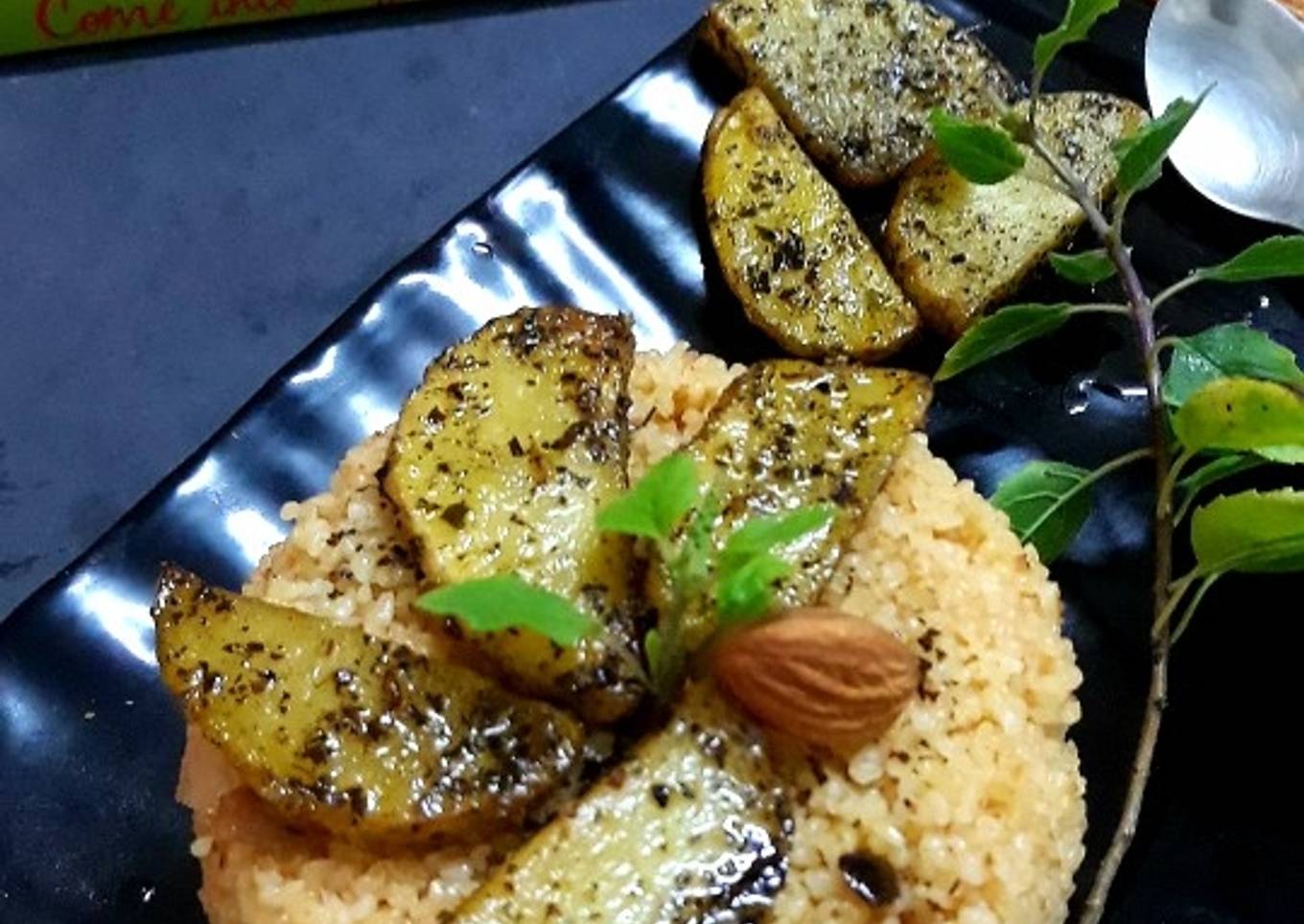 Dahlia couscous with master curry, crispy potato pesto