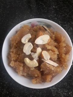 A picture of Suji Halwa.