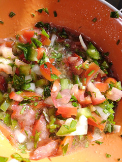 Una foto de Salsa criolla K