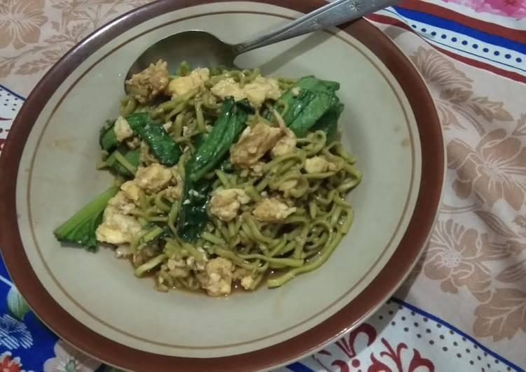 Resep Mie sayur telur Anti Gagal