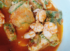 รูปของ แกงส้มชะอมกุ้ง