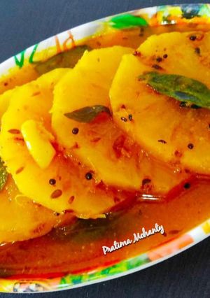 A picture of Pineapple Khatta (Chutney).