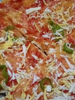 صورة لوصفة بيتزا منزلية سهلة وسريعة 😋