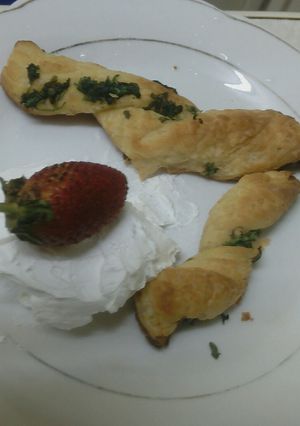 A picture of Parmesan twists.