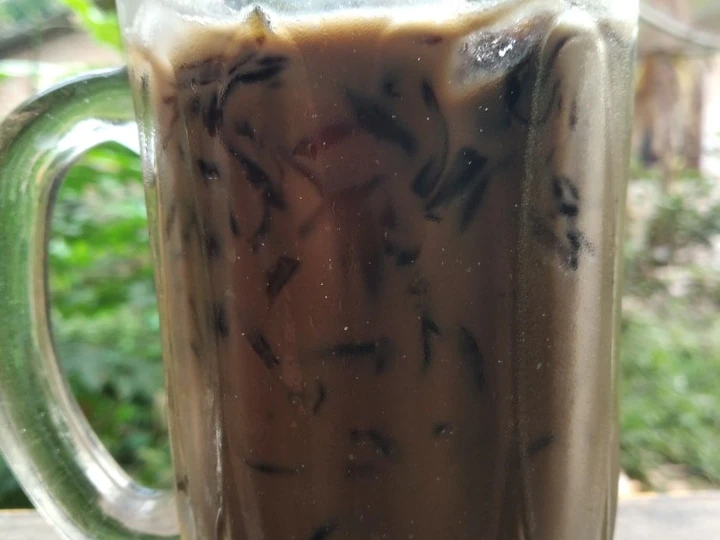 Cara Mudah Membikin Resep Es kapucino cincau yang Uenak Anti Ribet, Bikin Ngiler