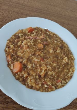 Una foto de Lentejas con arroz Thermomix