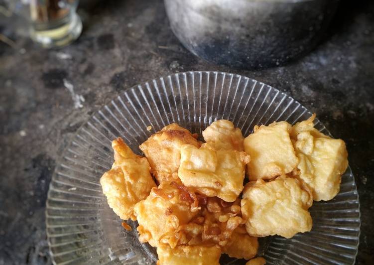 Tahu iris goreng tepung