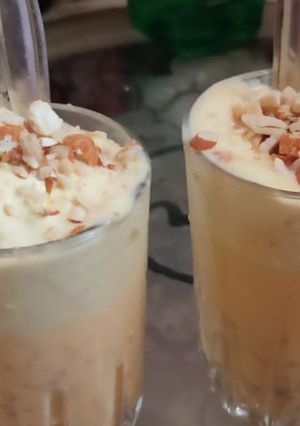 A picture of Almond Milkshake.