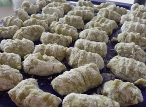 Una foto de Ñoquis de puré instantáneo - verdes con harina de espinaca 🥦🤷‍♀️ los más fáciles listos en 15 min