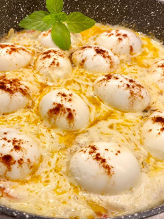Una foto de Huevos “turcos”