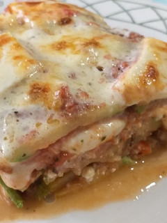 Una foto de Lasagna de zucchini (zapallito largo) R I Q U I S I M A!!!