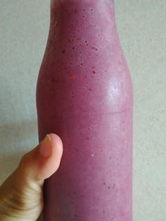 Una foto de Batido de frutos rojos
