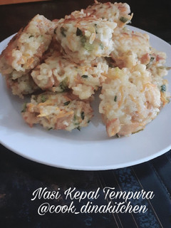 Foto resep Nasi kepal tempura