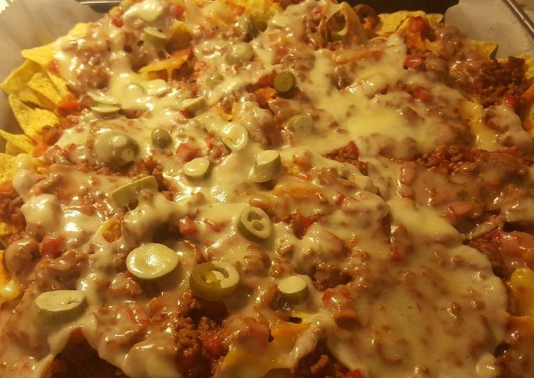 Meat nachos