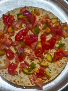 મસાલા ચાટ પાપડ (Masala Chaat Papad Recipe In Gujarati) રેસીપી મુખ્ય ફોટો