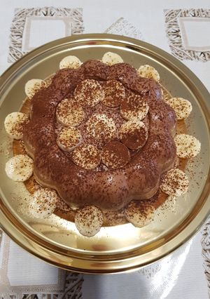 Une photo de Dôme entremet banane crème de whisky nutella #janvier