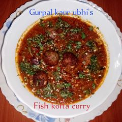 A picture of Fish kofta curry 🐠🍅🧅🍂.