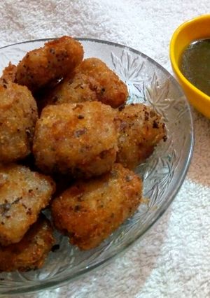 A picture of Semolina bites.