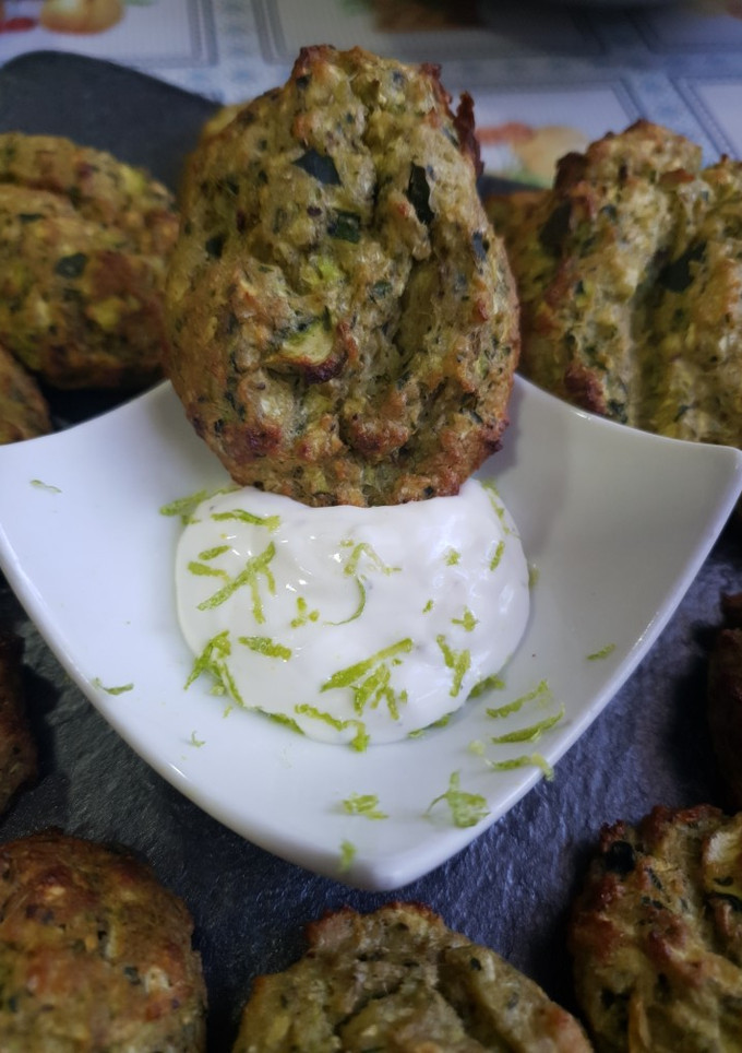 Una foto de Croquetas al horno de calabacín y Avena