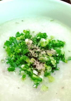 Hình của món Cháo sườn hạt sen.