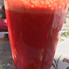 A picture of Carrot juice.