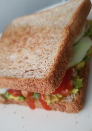 Foto resep Avocado tuna toast