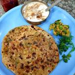 फ्राइड आलू पराठा (Fried Aloo Paratha recipe in Hindi)