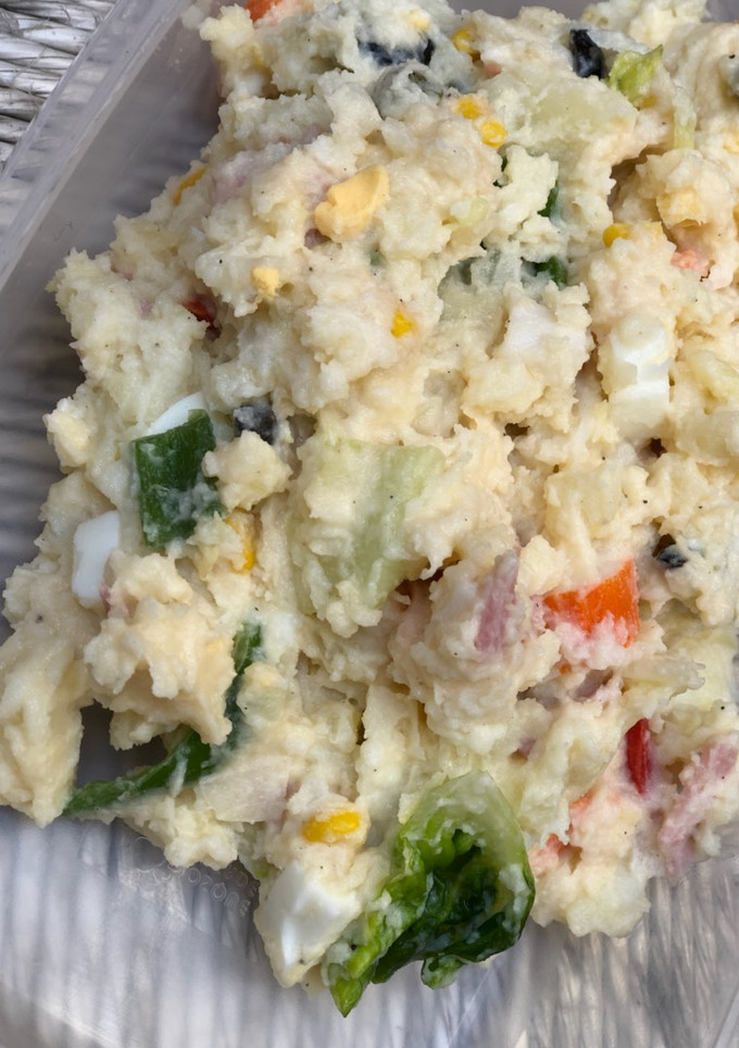 Una foto de Ensaladilla de color 🥄🎨