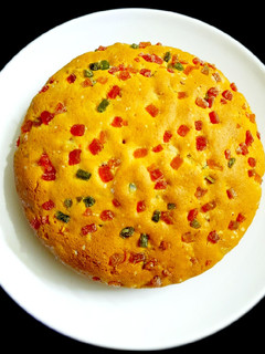 டூட்டி ஃப்ரூட்டி வெண்ணிலா கேக் (Tutti fruity vanilla cake recipe in tamil) செய்முறை முக்கிய புகைப்படம்