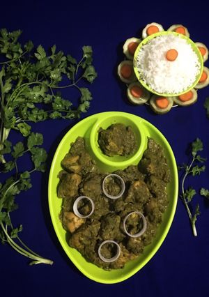 A picture of Dhaniya Chicken.