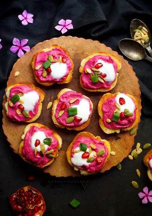 A picture of Beetroot Hummus Crostini.
