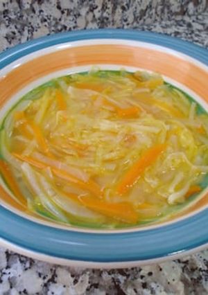 Una foto de Sopa juliana