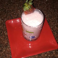 A picture of Strawberry shake.